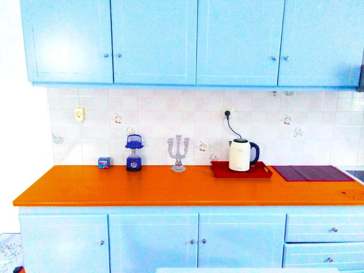 S.D Apartment 2 Lavrion Bagian luar foto