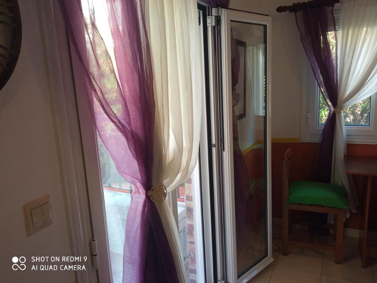 S.D Apartment 2 Lavrion Bagian luar foto