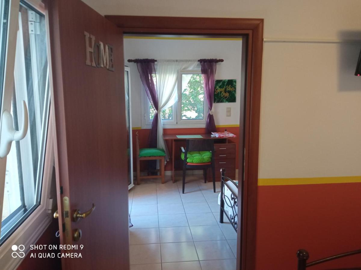 S.D Apartment 2 Lavrion Bagian luar foto